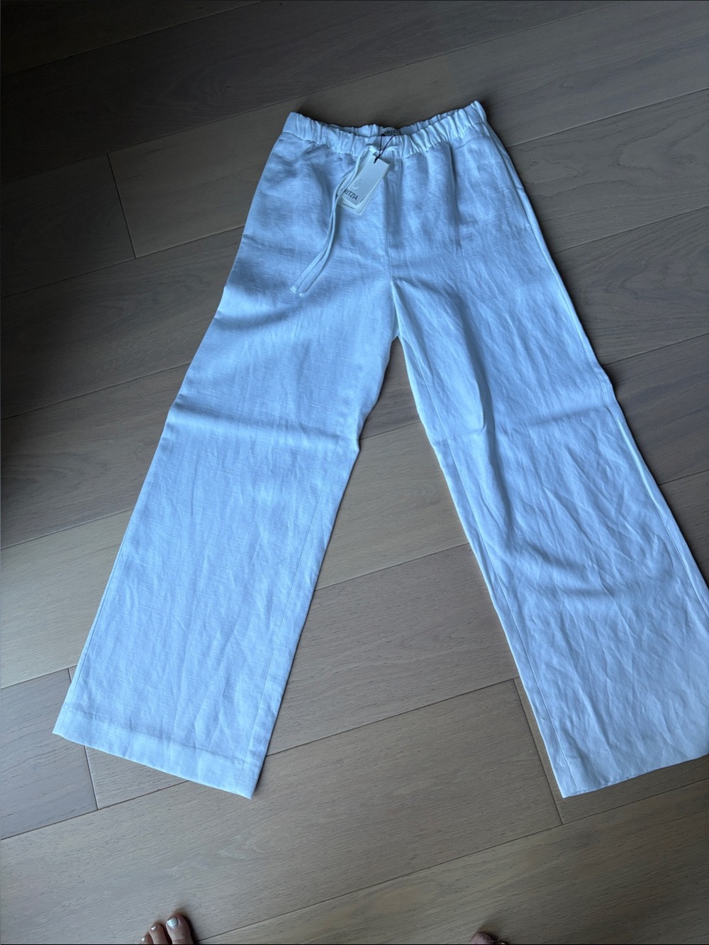 Aritzia Brand white linen pants new with tags